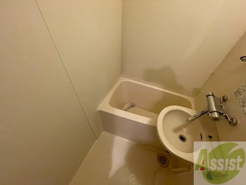 バス・シャワールーム　お風呂です。ゆっくりお風呂につかるのも体に良いですね～