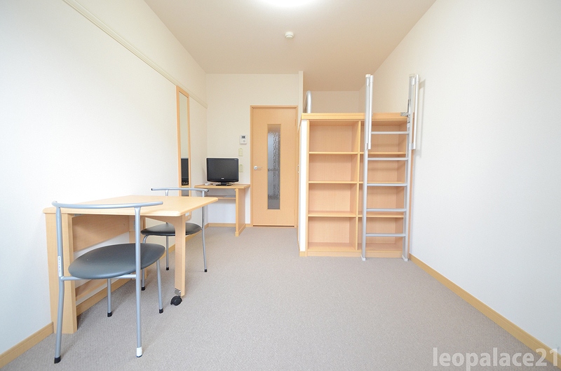 居室・リビング　きれいなリビング。