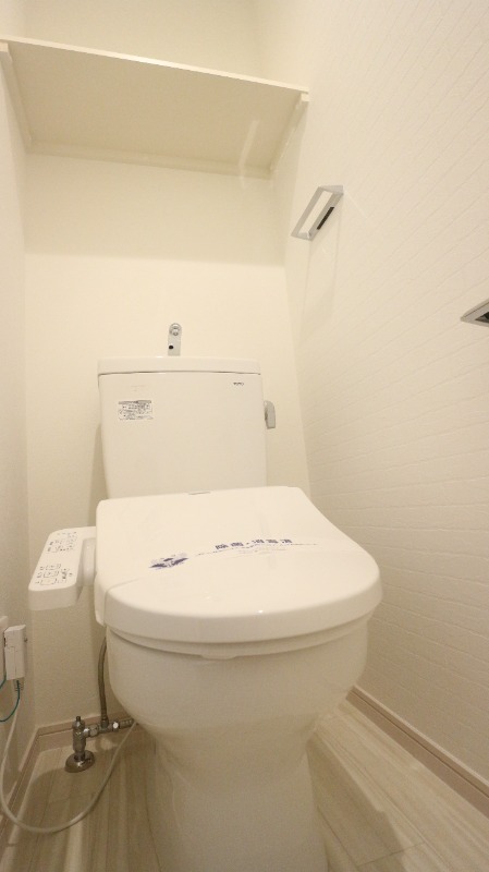 トイレ　ウォシュレット完備です