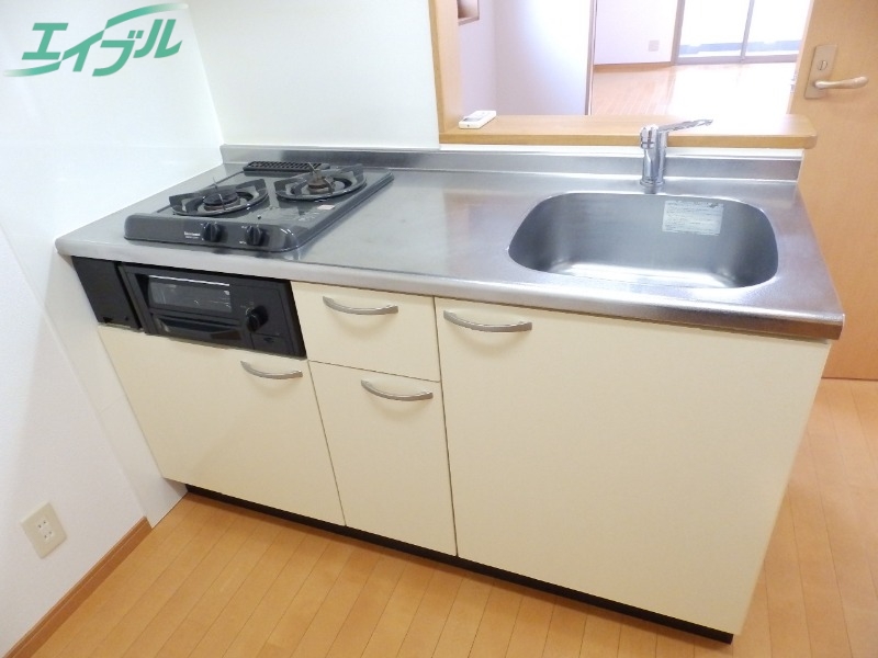 キッチン　同型参考写真です