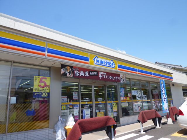 コンビニ　ミニストップ 船橋滝台店（コンビニ）まで439m