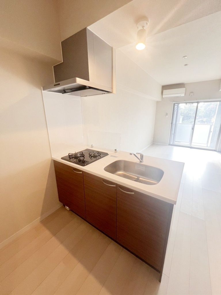 キッチン　反転タイプ