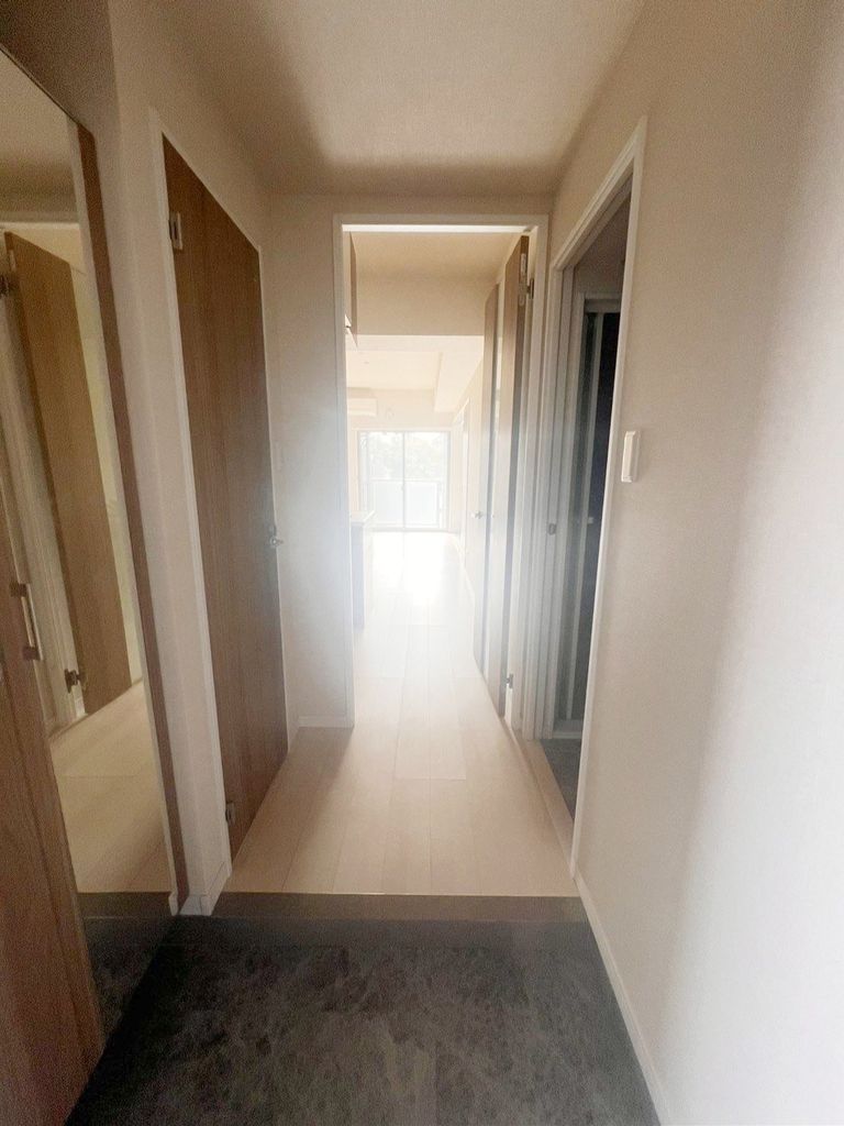 玄関　反転タイプ