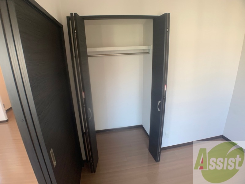 収納　洋室にはクローゼットがあるのですっきり片付きそうです。