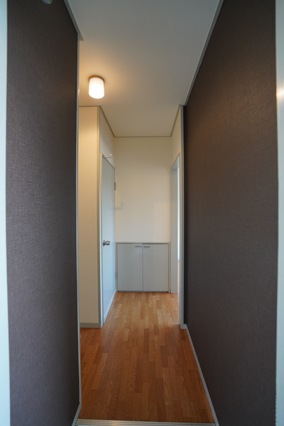 玄関　同じ建物の別なお部屋