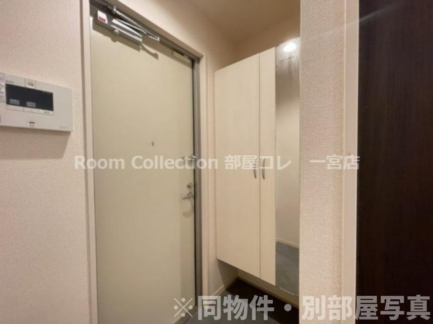 玄関　※同物件社写真