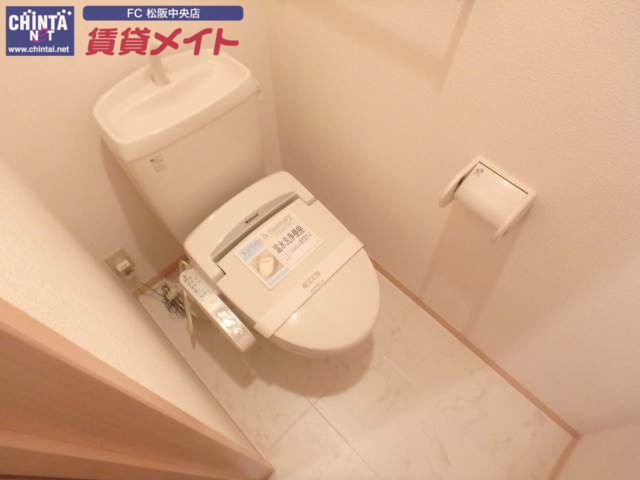 トイレ　同型タイプの写真です