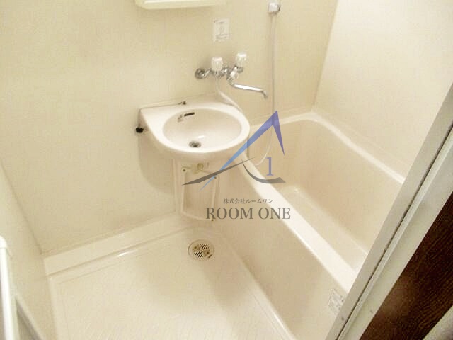 バス・シャワールーム　お風呂です。