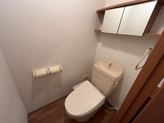 トイレ　トイレ