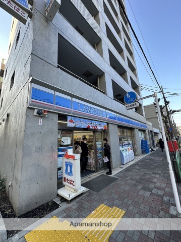 コンビニ　ローソン 新大橋一丁目店（コンビニ）まで352m