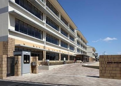 小学校　高木北小学校（小学校）まで570m