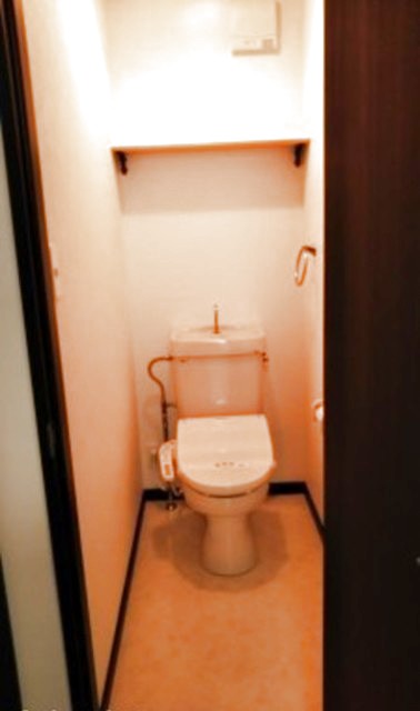 トイレ　【参考画像】別のお部屋の画像になります