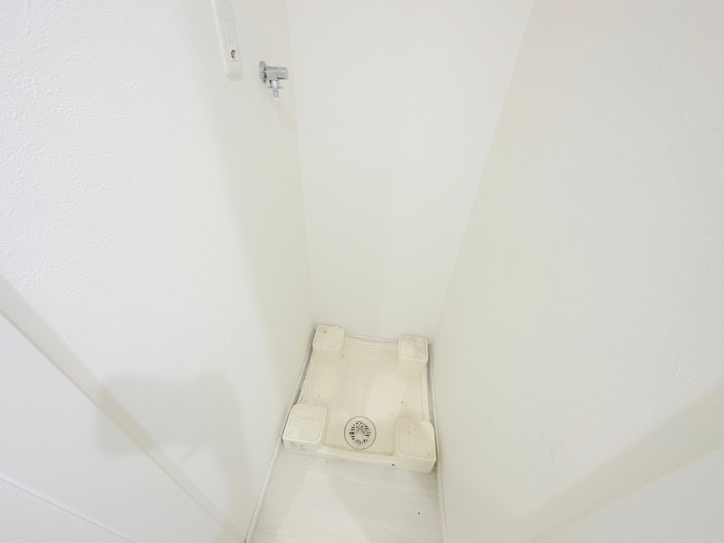 その他設備　嬉しい室内洗濯機置場。これで洗濯機も長持ちしますね。