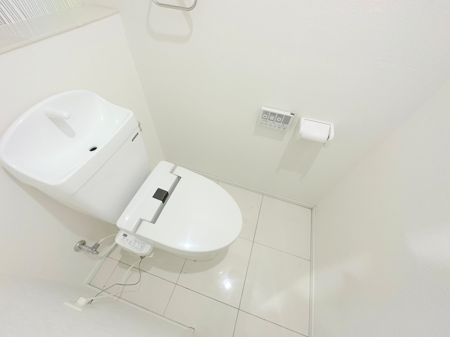 トイレ　清潔感のあるトイレは、誰もがリラックスできる空間です。