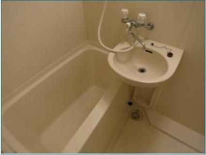 洗面設備　洗面所です