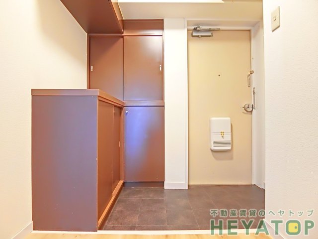 玄関　シューズボックス付き玄関