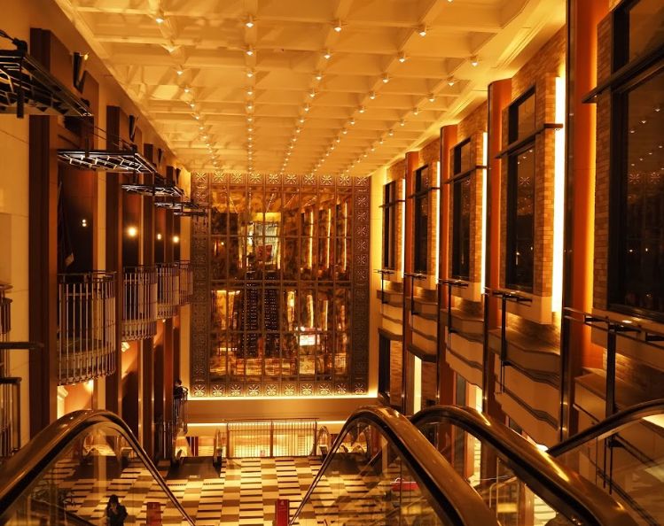 ショッピングセンター　ハービスPLAZA（ショッピングセンター）まで1200m