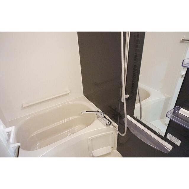 バス・シャワールーム　?