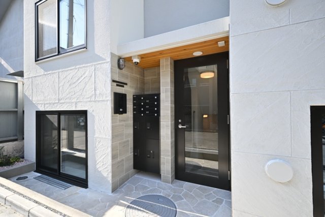 エントランス　建物の内部です