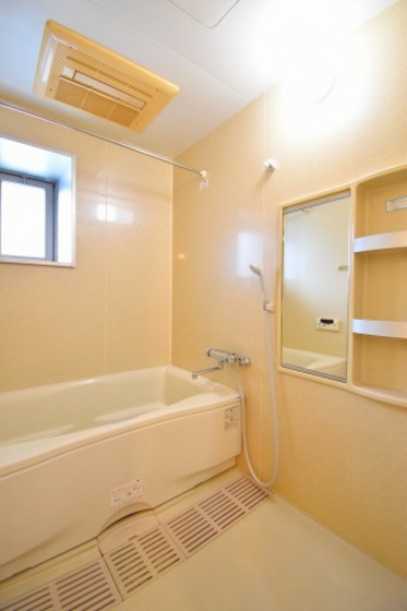 バス・シャワールーム　※他の号室の写真になります。