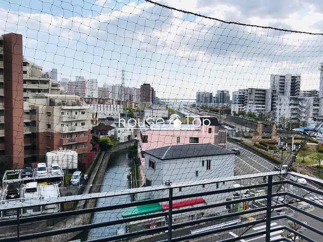 眺望　玄関にあるクローゼット