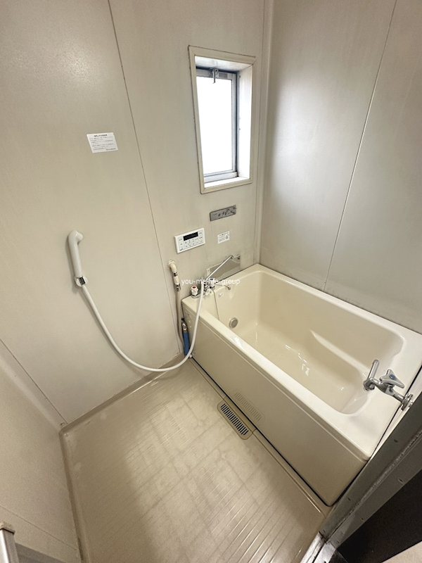 バス・シャワールーム　リフォーム作業中