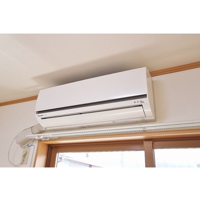 その他設備　南側洋室エアコン付き☆