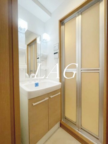 洗面設備　洗面台です。