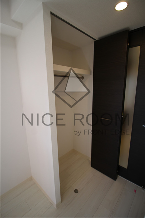 収納　エステムコート難波サウスプレイスVIラグジー　収納