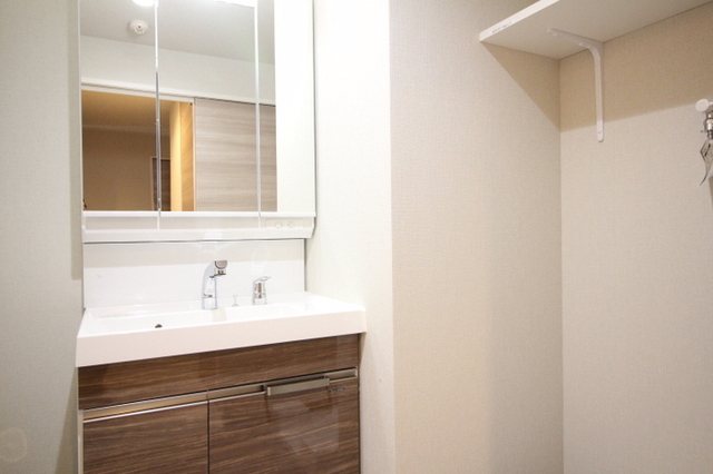 洗面設備　９０１　洗面所／洗濯機置き場