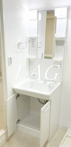 洗面設備　独立洗面台です。