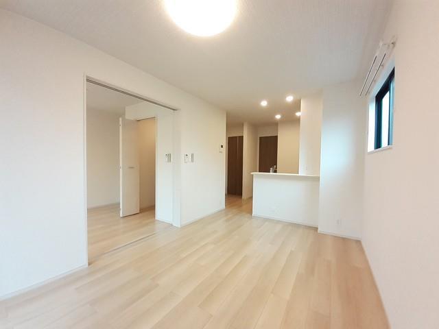 居室・リビング　リビング