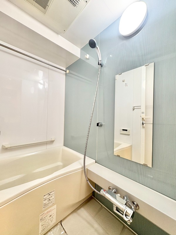バス・シャワールーム　追焚機能付き風呂♪