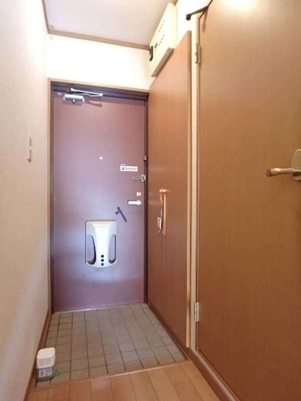 玄関　図面と現状に相違がある場合には現状を優先