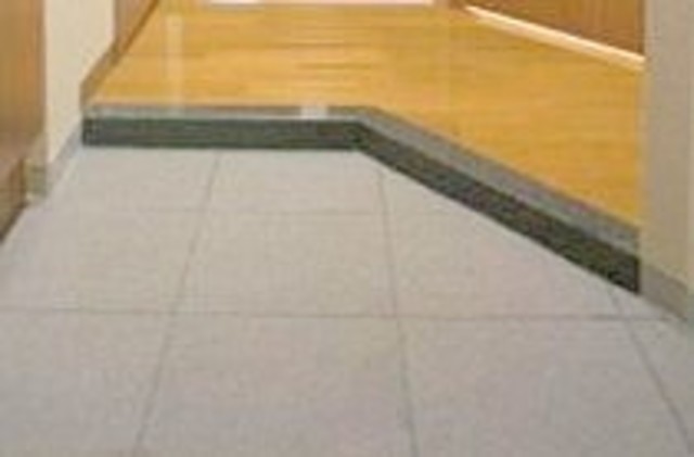 玄関　同仕様タイプ