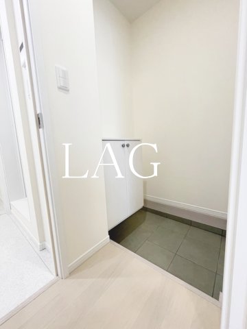 玄関　玄関です。