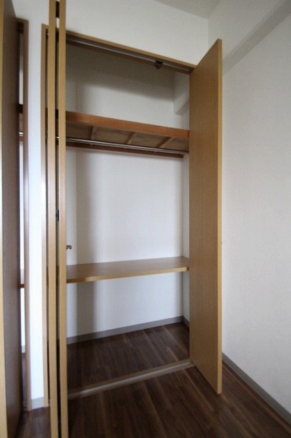 収納　同物件別号室のものです。