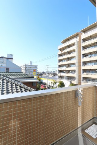 バルコニー　参考写真（同物件別部屋）