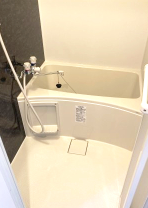 バス・シャワールーム　嬉しいバス・トイレ別