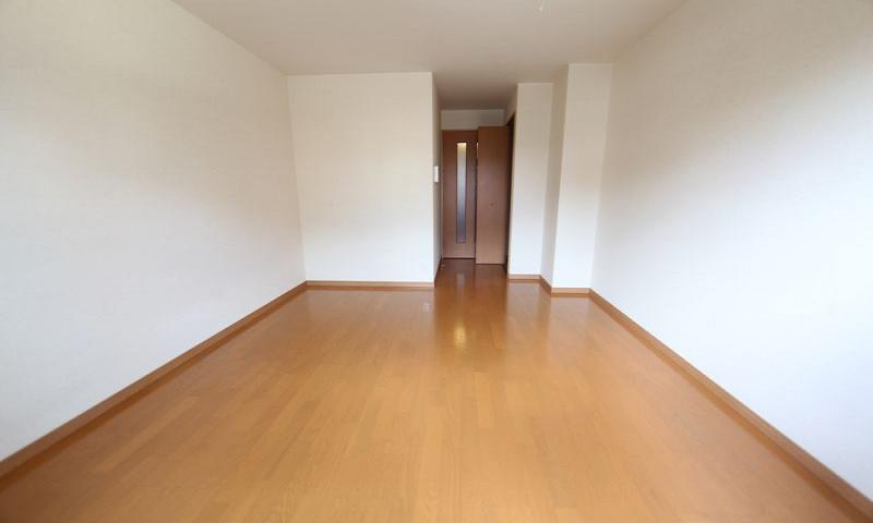 居室・リビング　洋室８帖　クローゼット付