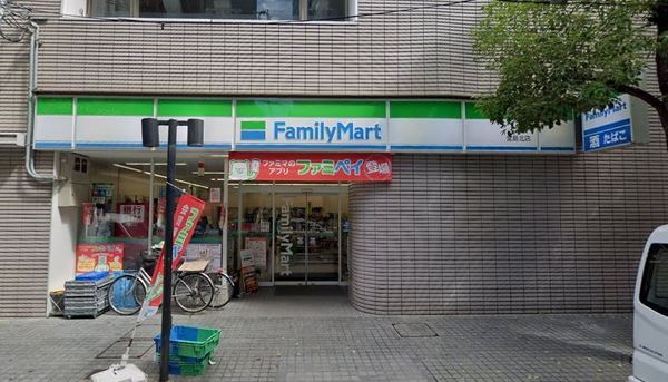 コンビニ　ファミリーマート堂島北店（コンビニ）まで260m