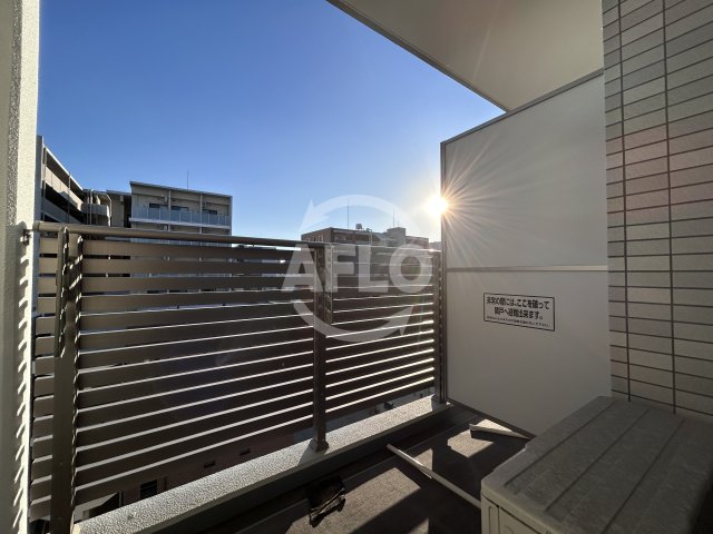 居室・リビング　ファーストフィオーレ江坂垂水町　バルコニー