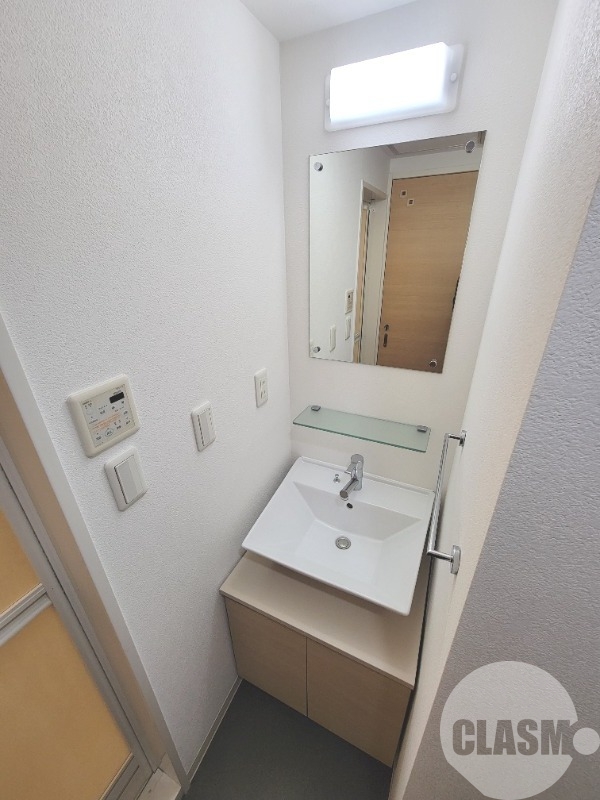 洗面設備　独立洗面台