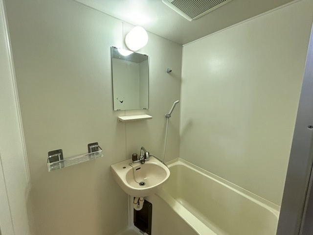 洗面設備　他号室の写真です