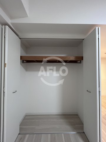 収納　グレンパーク江坂II　クローゼット