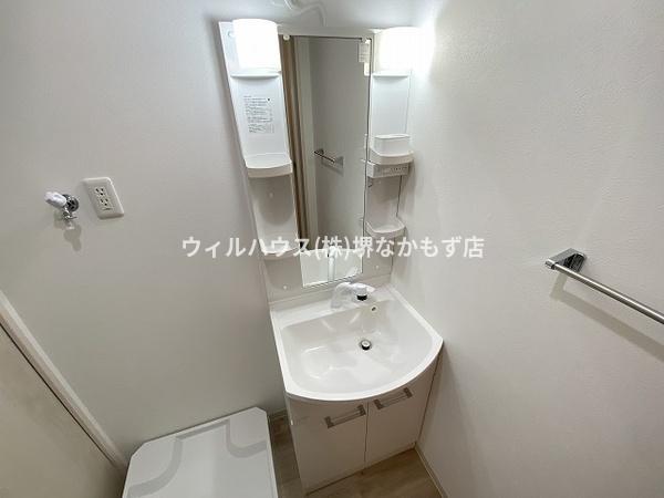 洗面設備　独立洗面台！