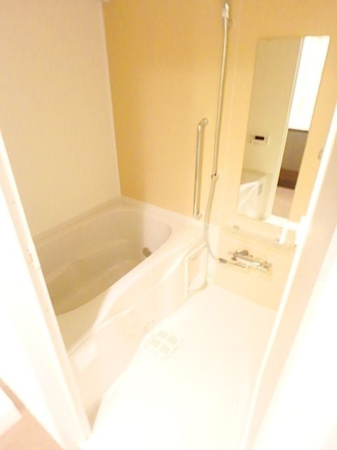 バス・シャワールーム　お風呂スペース