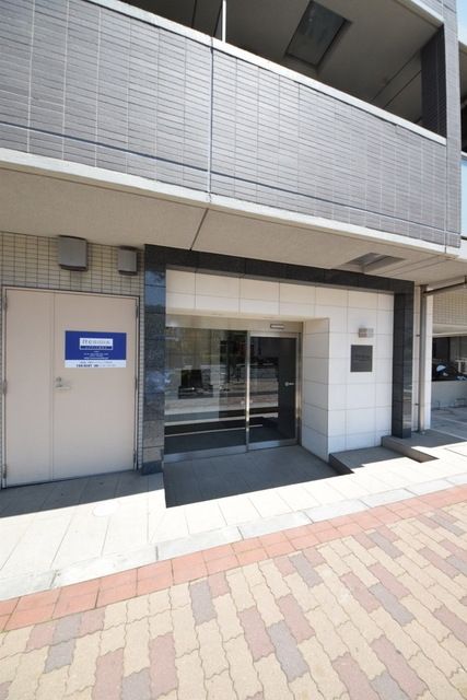 エントランス　☆お問い合わせはお早めに☆