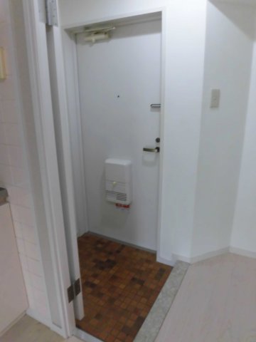 玄関　三越ゼームス坂マンション