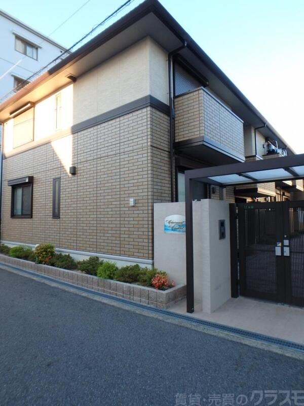 建物外観　ハイツタイプのきれいな建物です♪